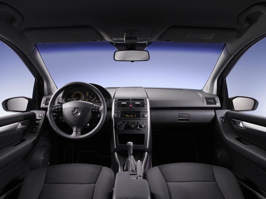  Mercedes-Benz A170 Polar Star 2006 года  (фото 5 из 7)